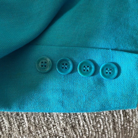NWOT Talbot’s turquoise linen blazer - Picture 3 of 5